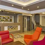 Metrolux Hotel