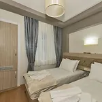 Otel Metrolux