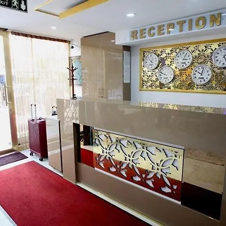 Metrolux فندق