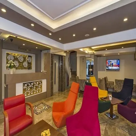Metrolux فندق 3*